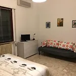 Casa Santa Maria Maddalena דירה פררה