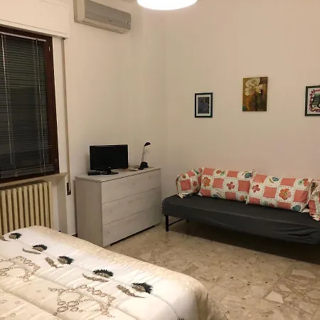 Casa Santa Maria Maddalena Апартаменты Феррара