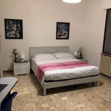Casa Santa Maria Maddalena Апартаменты Феррара