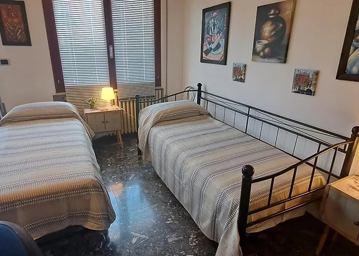 Casa Santa Maria Maddalena * פררה