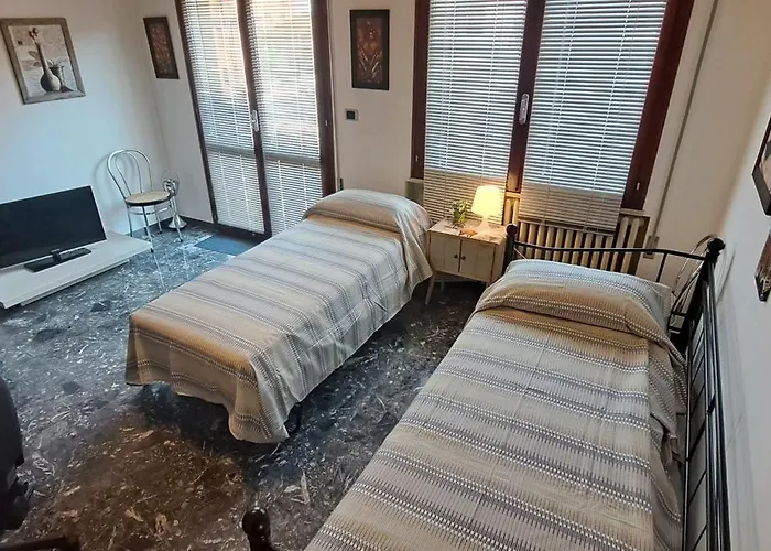 Casa Santa Maria Maddalena פררה